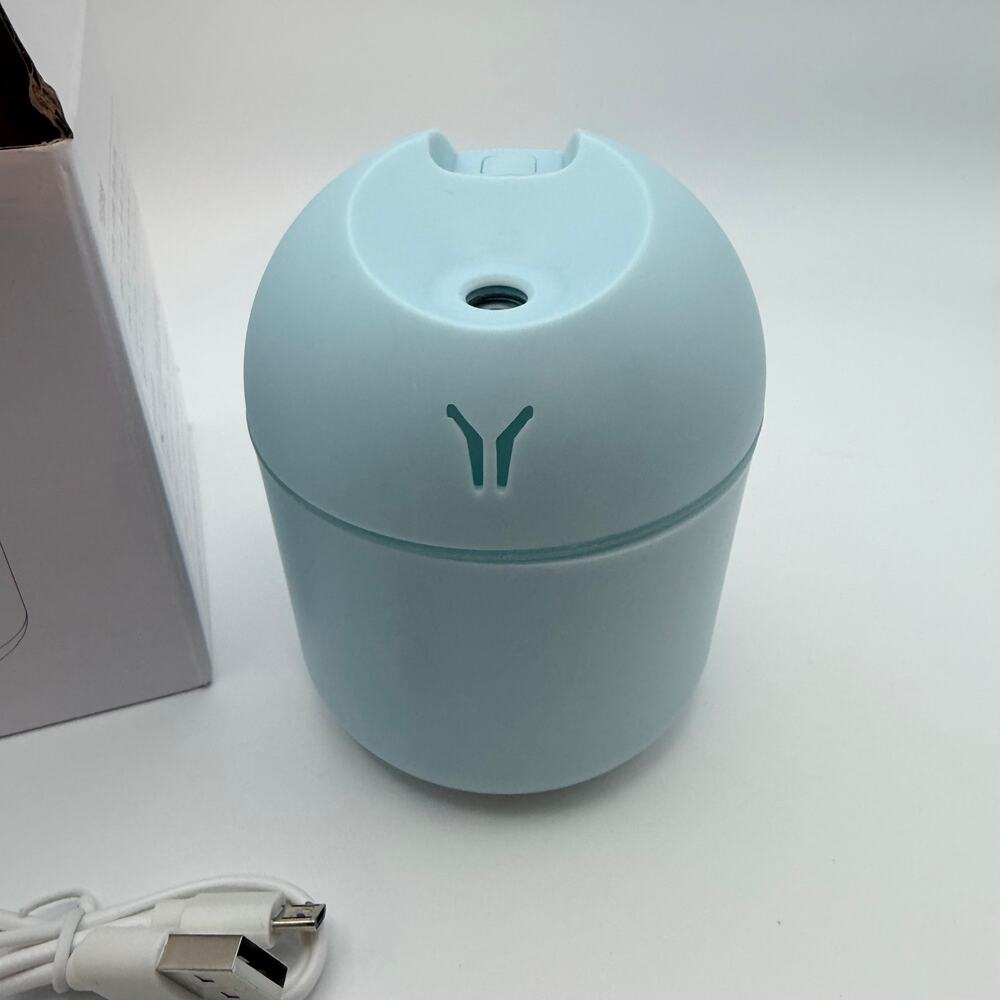 USB Colorful Mini Humidifier Blue Portable Desktop LED Light NEW - Picture 3 of 7